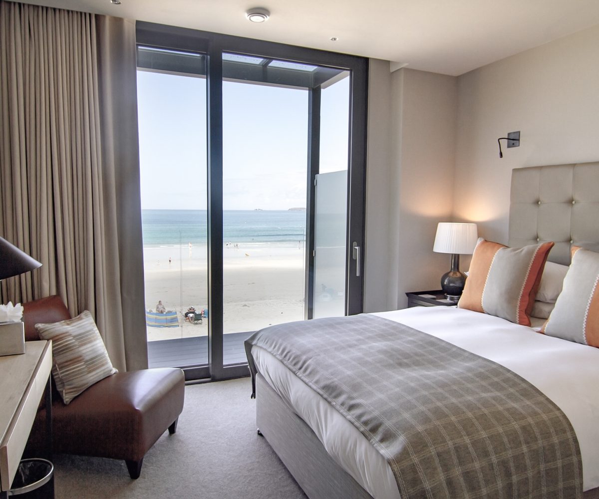 Double bedroom with french windows.