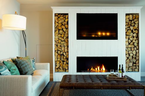 Fireplace in Carbis Bay Lodge.